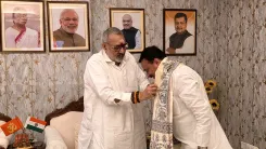 Giriraj Singh meets WB Minister on textile growth