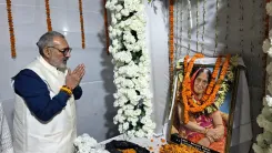 Giriraj Singh visits Mokama to condole Lalan Singh's mother's passing
