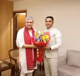 Goa CM Sawant Wishes Railway Minister Vaishnaw on Birthday