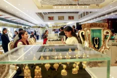 सोने की कीमतों में वृद्धि, चांदी में गिरावट; जानें ताजा हालात