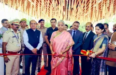 How is the Govt boosting MSME sector with export incentives for postal shipments?