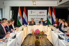 Goyal pitches India to Dutch CXOs at Business Roundtable