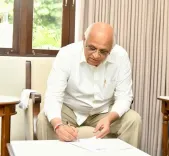 Has the Gujarat Cabinet Approved Extended Electricity Supply for Farmers?