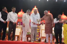 क्या गुजरात के सीएम भूपेंद्र पटेल ने 'वाइब्रेंट नवरात्रि 2025' का शुभारंभ किया, जीएसटी सुधारों से बनेगा बचत उत्सव?
