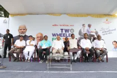 Gujarat CM flags off 'Two Wheeler for Two' bike rally