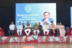 Gujarat CM Patel honours Vijay Rupani at Rajkot convocation