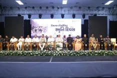 Gujarat CM Pays Tribute on Partition Horrors Remembrance Day