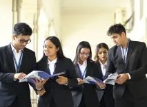 क्या गुजरात का जीएलएस विश्वविद्यालय 9वां दीक्षांत समारोह 2025 बैच के लिए एक यादगार अवसर था?