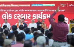 Amit Shah chairs Lok Darbar in Gandhinagar, flags 8,970 vendors aided