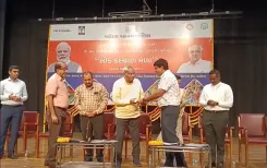 क्या पीएम स्वनिधि योजना फुटपाथ दुकानदारों के लिए वरदान बन गई है?