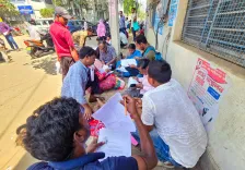 Gujarat logs 1.59 lakh voter enrolments in a day, youth lead the surge