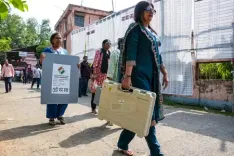 उमरेठ उपचुनाव: मतदान के बाद 306 केंद्रों की ईवीएम कड़ी सुरक्षा में स्ट्रॉन्ग रूम में सुरक्षित