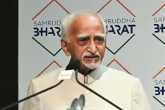 Hamid Ansari's 'Hindu communalism' quote sparks VHP, Imam body backlash