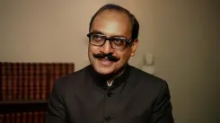 उत्पल दत्त: हंसी, चेतना और सत्ता को ललकारने वाला रंगमंच का अप्रतिम योद्धा