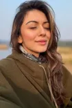 क्या हंसिका मोटवानी ने रणथंभौर नेशनल पार्क में बाघों और भालुओं का दीदार किया?