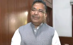 क्या हर चुनावी सूबे में सीएम योगी की मांग है? : मंत्री जयवीर सिंह