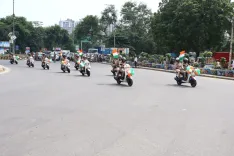 हर घर तिरंगा 2026: गौतमबुद्धनगर पुलिस की तिरंगा बाइक रैली में 180 पुलिसकर्मियों ने फहराया देशभक्ति का परचम