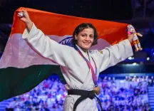 कॉमनवेल्थ गेम्स 2026: भारत ने 13 गोल्ड सहित 39 मेडल जीते, मांडविया और राजनाथ ने एथलीटों को दी बधाई