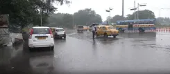 Yellow alert for Kolkata, south Bengal as heavy rains lash region