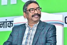 Why Did Hemant Soren Express Gratitude to the Centre for His Father Shibu Soren's Padma Bhushan?