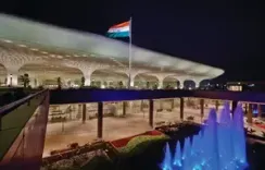 अदाणी एयरपोर्ट्स को मुंबई अंतरराष्ट्रीय हवाई अड्डे के लिए मिला 1 अरब डॉलर का फंड
