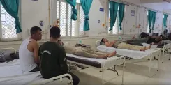 खंडवा के अमाखुजरी वन में अतिक्रमण हटाओ अभियान: 600 कर्मी और 30 JCB तैनात, आठ वनरक्षक घायल होने के बाद कार्रवाई