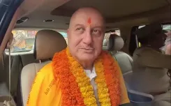 अनुपम खेर ने अयोध्या राम मंदिर में की पूजा, 'श्री राम भूमि' की शूटिंग का किया आगाज़