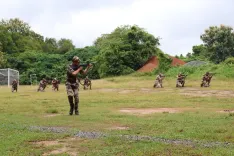 अगरतला एमबीबी एयरपोर्ट पर सेना ने सीआईएसएफ जवानों को दी 13 दिन की टैक्टिकल ट्रेनिंग