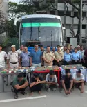 असम में ₹21.36 करोड़ की ड्रग्स जब्त: अमिंगांव में बस से मिली हेरोइन-अफीम, पाँच गिरफ्तार
