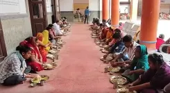 अयोध्या की राम रसोई: अफवाहों के बावजूद श्रद्धालुओं की भीड़