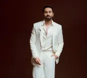 हेलन ने कैबरे को दिलाया कलाकार का दर्जा: 'इंडियन आइडल' पर आयुष्मान खुराना का भावुक सम्मान