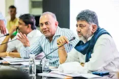 बेंगलुरु में स्ट्रीट वेंडिंग पर नई पाबंदियाँ: उपमुख्यमंत्री की घोषणा