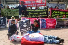 भोपाल गैस पीड़ितों का आरोप: बीएमएचआरसी ने सभी 8 मिनी यूनिटों में पैथोलॉजी सेवाएं बंद कीं, एक्स-रे पर भी खतरा