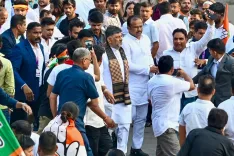 राहुल गांधी के सुरक्षाकर्मियों ने CM शिवकुमार को धक्का दिया, BJP बोली — 'कांग्रेस शैली का अपमान'