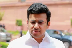 बेंगलुरु की झीलें, पार्क और शहरी योजना खतरे में — तेजस्वी सूर्या ने कर्नाटक सरकार पर साधा निशाना