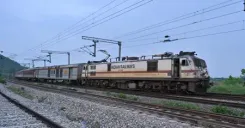 कैबिनेट ने 12,328 करोड़ रुपए के रेलवे प्रोजेक्ट्स को दी हरी झंडी