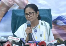 कलकत्ता हाईकोर्ट का फैसला: ममता बनर्जी गुट को TMC के 3 बैंक खाते इस्तेमाल करने का अधिकार बरकरार