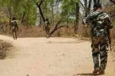 छत्तीसगढ़ के बीजापुर में आईईडी ब्लास्ट में कोबरा कमांडो घायल