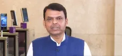फडणवीस का उद्धव ठाकरे को खुला चैलेंज: 'राम रक्षा स्तोत्र' पढ़कर दिखाएं, हताशा में बयानबाजी बंद करें