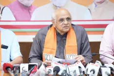 एसआईआर पर चुनाव आयोग में मतभेद? गुजरात CM भूपेंद्र पटेल ने कांग्रेस के आरोप को बताया निराधार