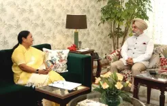 दिल्ली CM रेखा गुप्ता ने LG टीएस संधू से की मुलाकात, ₹6,200 करोड़ मेट्रो विस्तार समेत विकास मुद्दों पर चर्चा