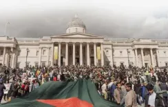 क्या बांग्लादेशी प्रवासियों ने लंदन में मुहम्मद युनूस सरकार के खिलाफ प्रदर्शन किया?