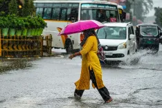 उत्तराखंड के 8 जिलों में येलो अलर्ट जारी, अगले 5 दिन बारिश और 40 km/h तेज़ हवाओं का अनुमान
