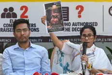 ममता बनर्जी का बड़ा आरोप: भारत की चुनाव प्रक्रिया 'हाईजैक' और 'केंद्रीकृत', CEC ज्ञानेश कुमार पर निशाना