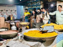 ओडिशा में खाद्य सुरक्षा अभियान: 30 जिलों में छापेमारी, 3,605 किलो मिलावटी मिठाइयाँ जब्त