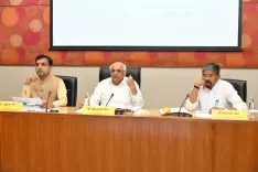 गुजरात कैबिनेट ने 'अटलवाड़ी योजना' को मंजूरी दी, गाँवों में बनेंगे 500 क्षमता वाले सामुदायिक भवन
