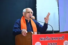 गुजरात CM भूपेंद्र पटेल का BJP नेताओं को निर्देश: हर पात्र लाभार्थी तक पहुँचें कल्याणकारी योजनाएँ