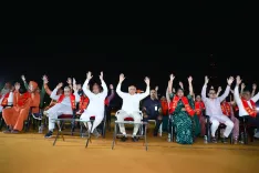 विजयादशमी 2026: अहमदाबाद में CM भूपेंद्र पटेल ने किया रावण दहन, 'शांति सेवा महोत्सव' में उमड़ी भारी भीड़