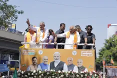 100%25 मतदान की अपील: CM भूपेंद्र पटेल ने अहमदाबाद रोड शो में भाजपा प्रचार का किया समापन