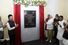 गुजरात CM भूपेंद्र पटेल ने तापी में 317 बेड अस्पताल का उद्घाटन, ₹910 करोड़ के 800 बेड हॉस्पिटल की रखी नींव